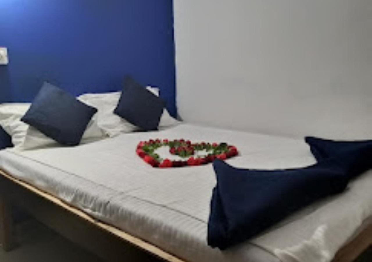 R K Beach Cottage Gokarna  Kültér fotó